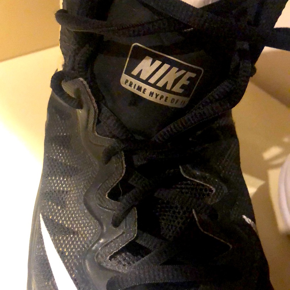 Nike prime hype of II - basket ball shoes